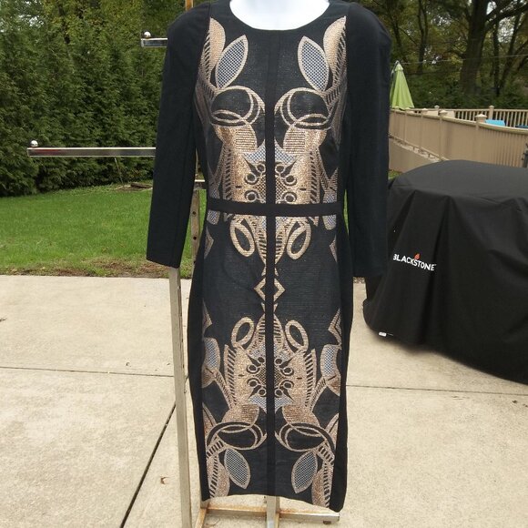 NWOT TED BAKER BLACK AND GOLD PANE DRESS 2 - Picture 1 of 2